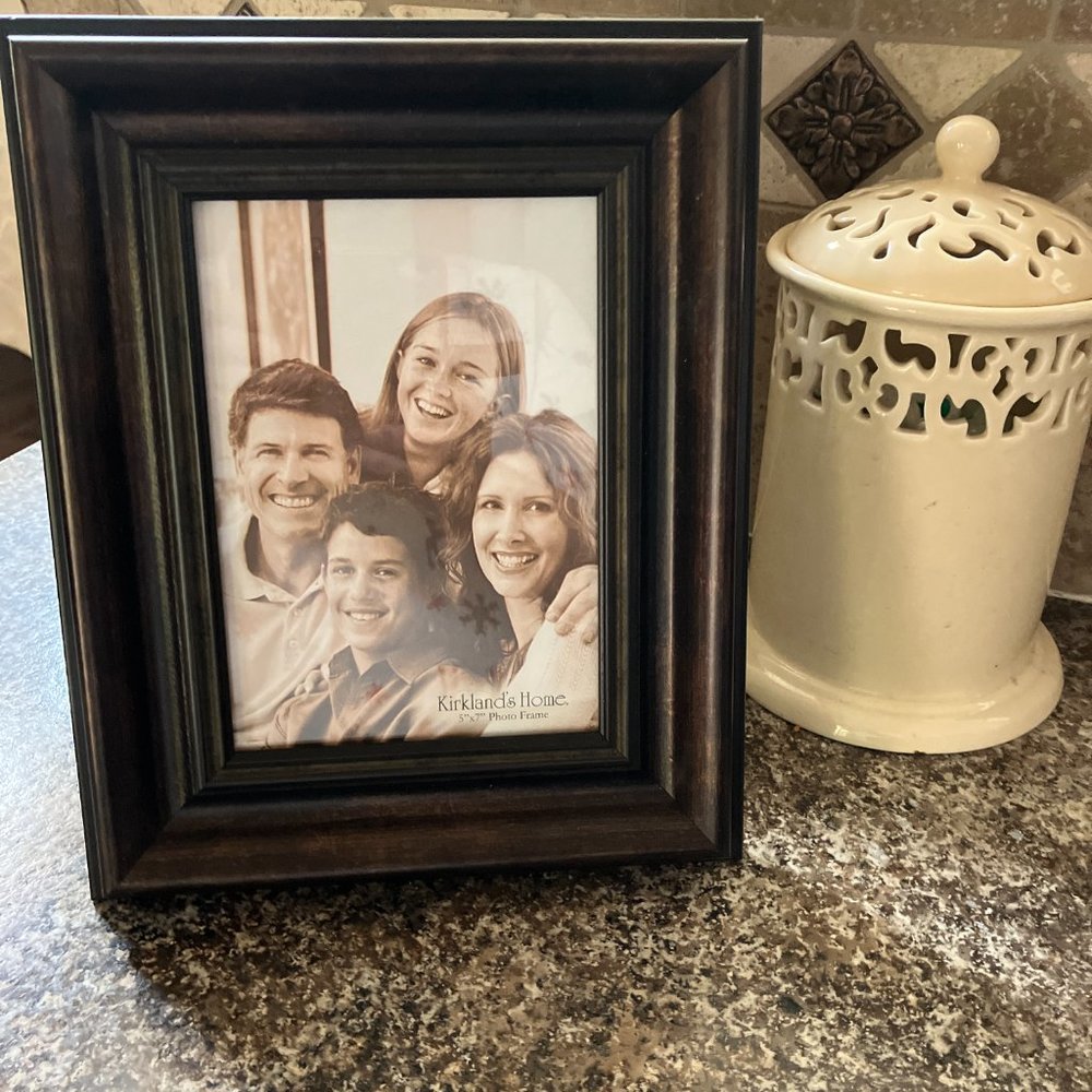 Picture frame